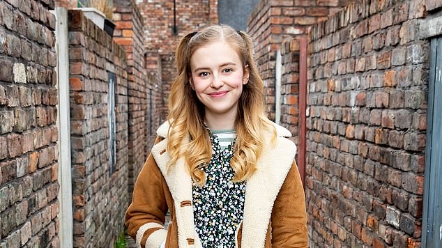 Coronation Street has revealed the new Summer Spellman ...