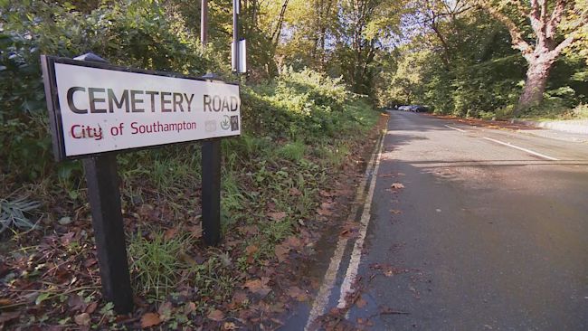 251021-cemetery road southampton