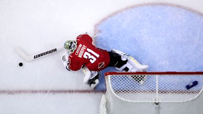 File photo of Belfast Giants netminder Stephen Murphy in action.
