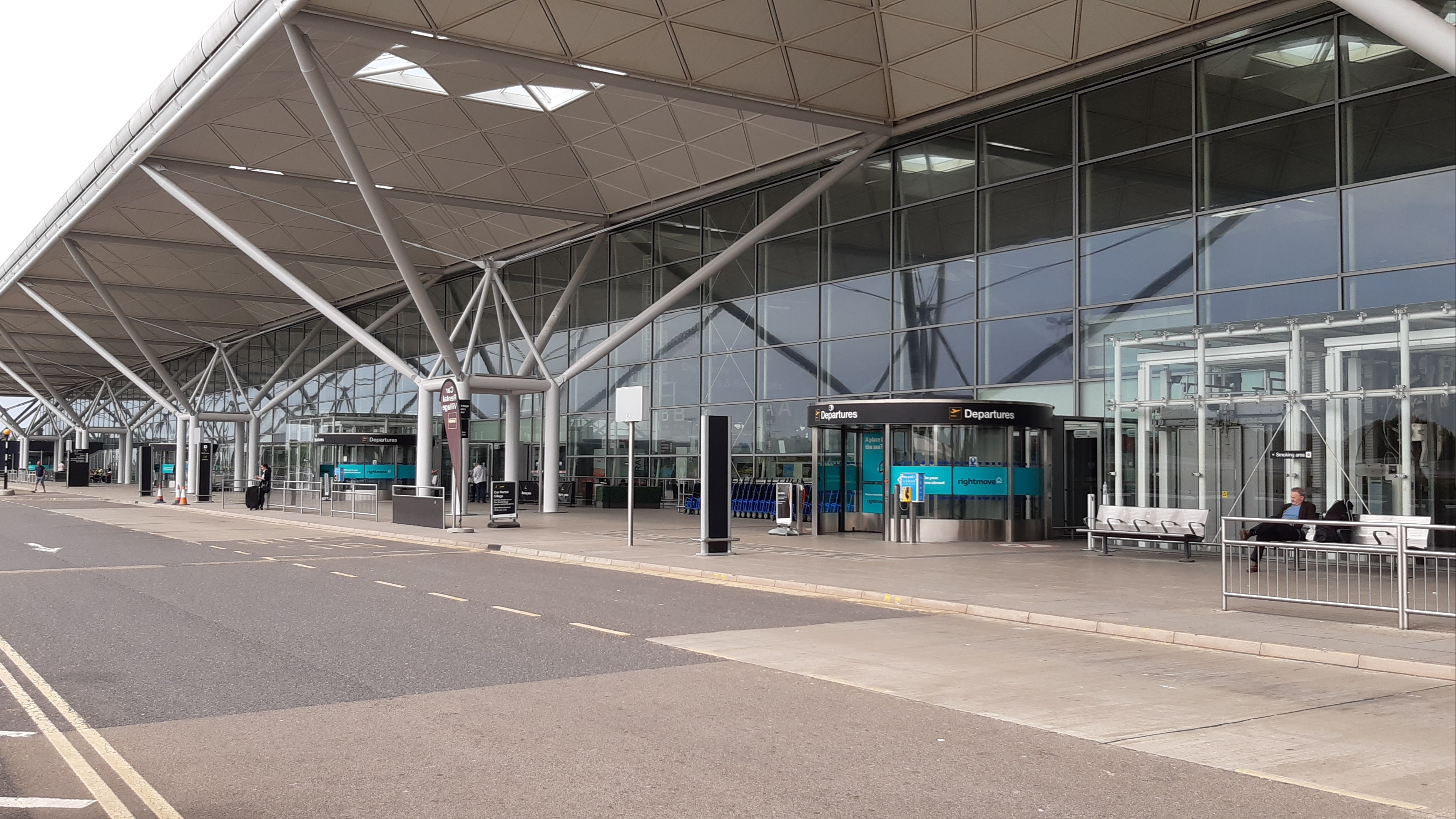 travel news stansted airport
