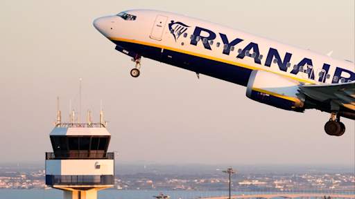 Ryanair investigated over charging parents to sit with children