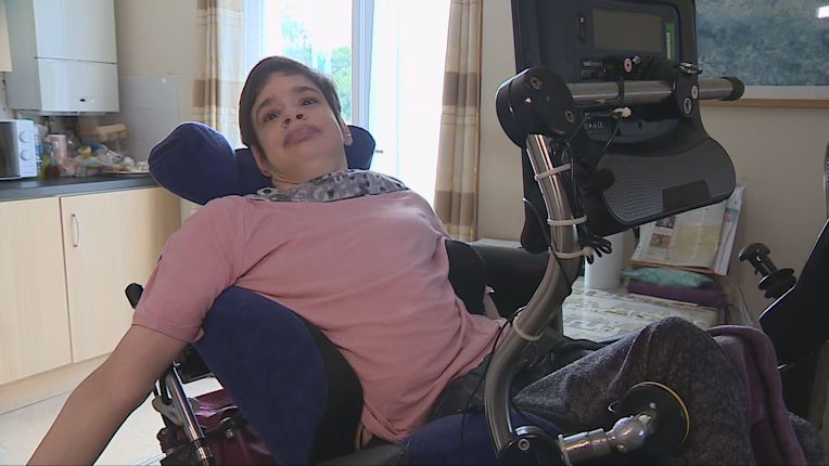 https://www.itv.com/watch/news/communicating-with-cerebral-palsy-how-maddy-found-her-voice/03jkcgf