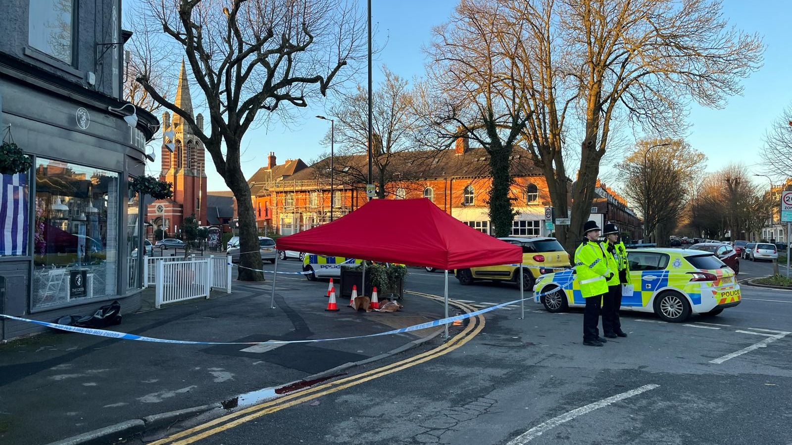 Man arrested on suspicion of murder after woman stabbed in Hull | ITV ...