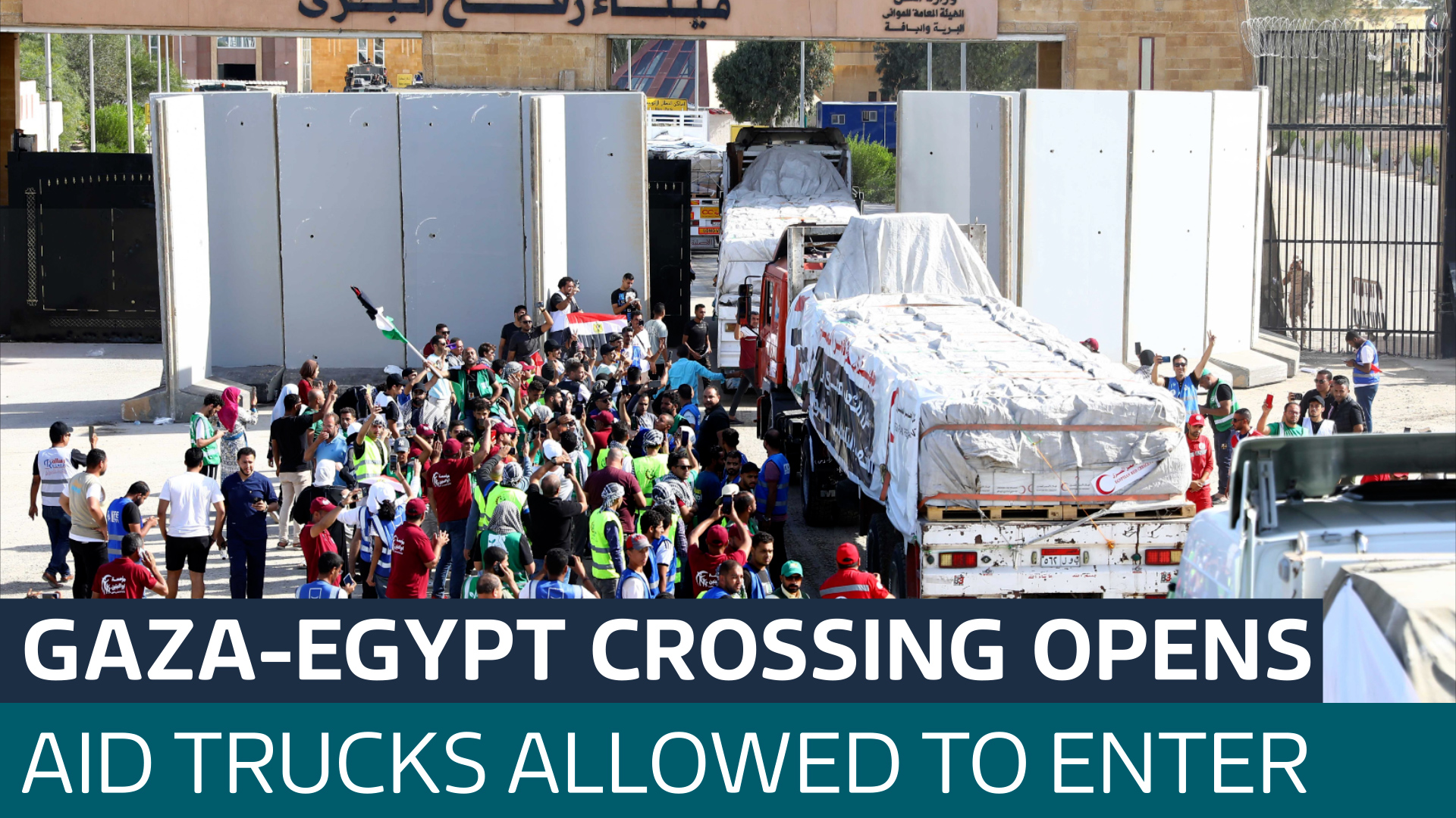 Aid flows to Palestinians as Egypt-Gaza border crossing opens - Latest ...