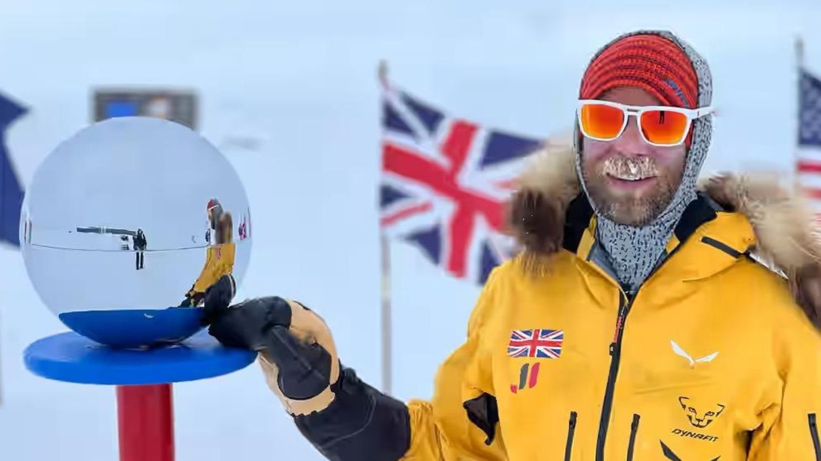 Devon adventurer becomes first disabled person to ski solo and unsupported to South Pole Devon adventurer becomes first disabled person to ski solo and unsupported to South Pole