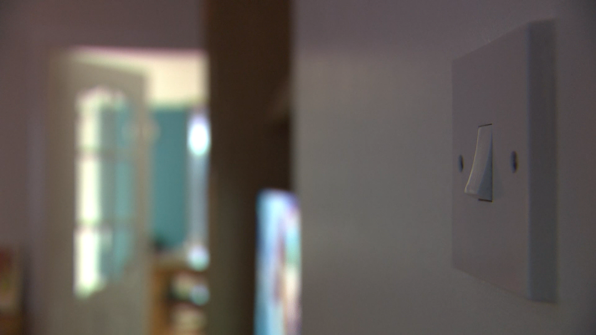 Electric Ireland apologises after topup error leaves some Northern