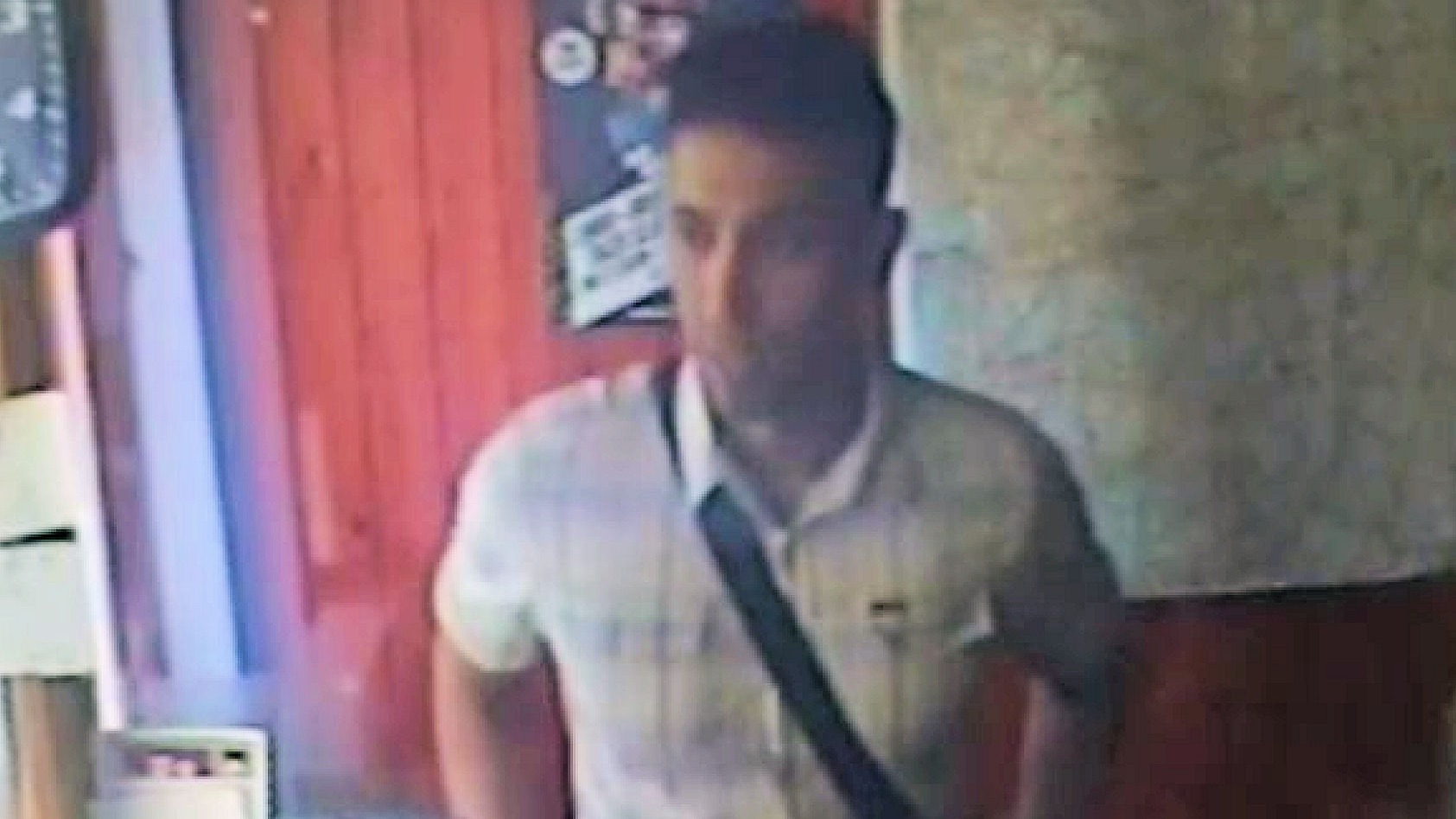 Police Hunt Man Who Sexually Assaulted A Schoolgirl After Posing As A Plumber Itv News London