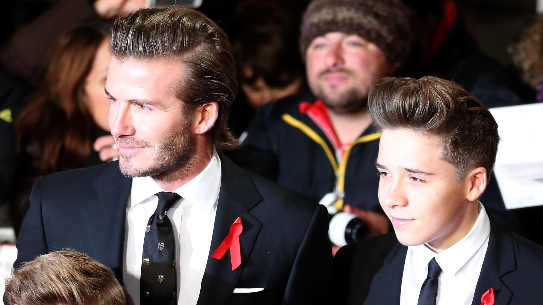 Brooklyn Beckham 'signs' contract with Arsenal | ITV News