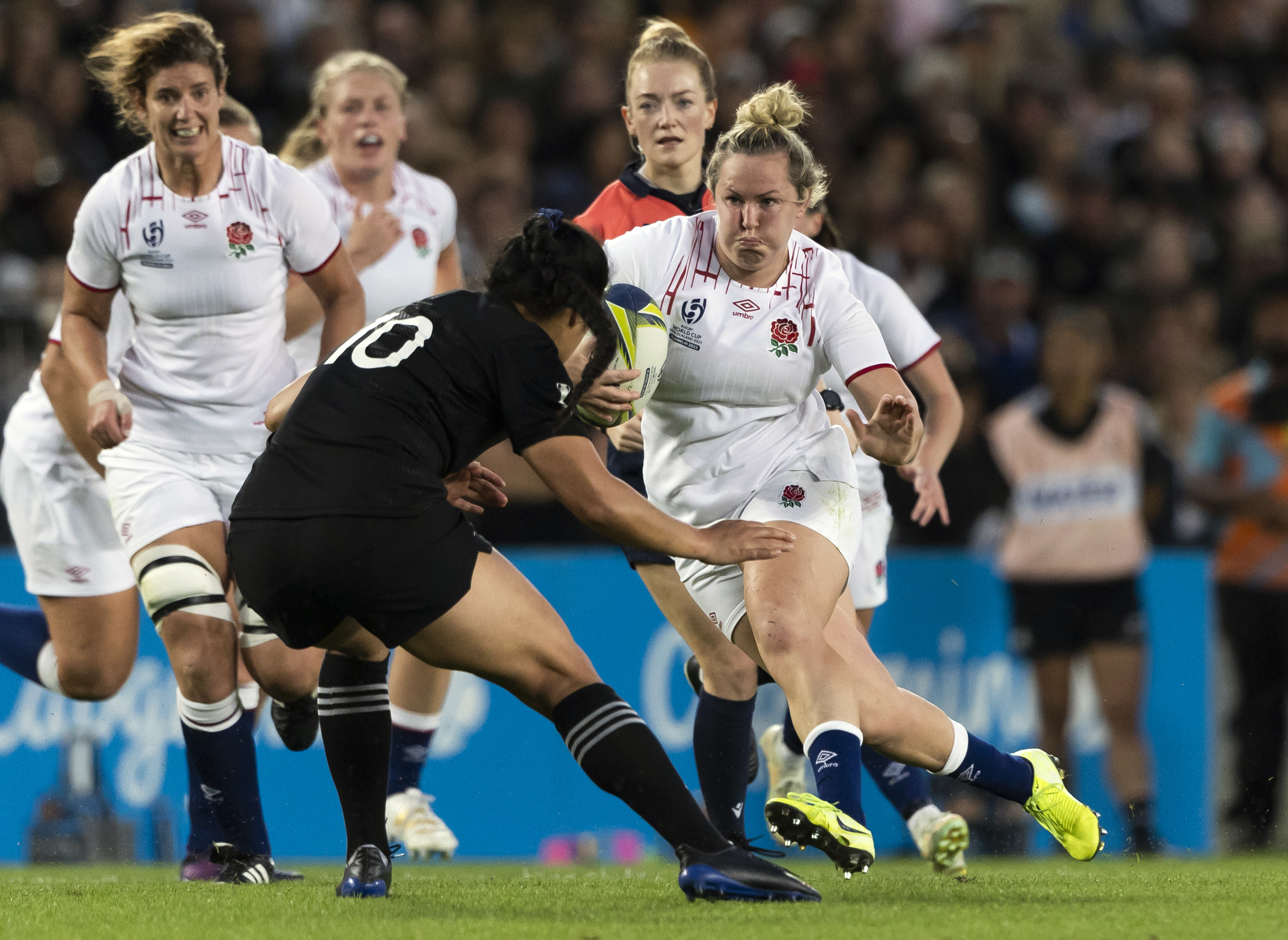 New Zealand wins 34-31 against England in Womens Rugby World Cup final ITV News