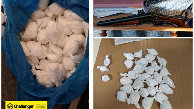 Drugs and replica weapons recovered after arrests in Rochdale 