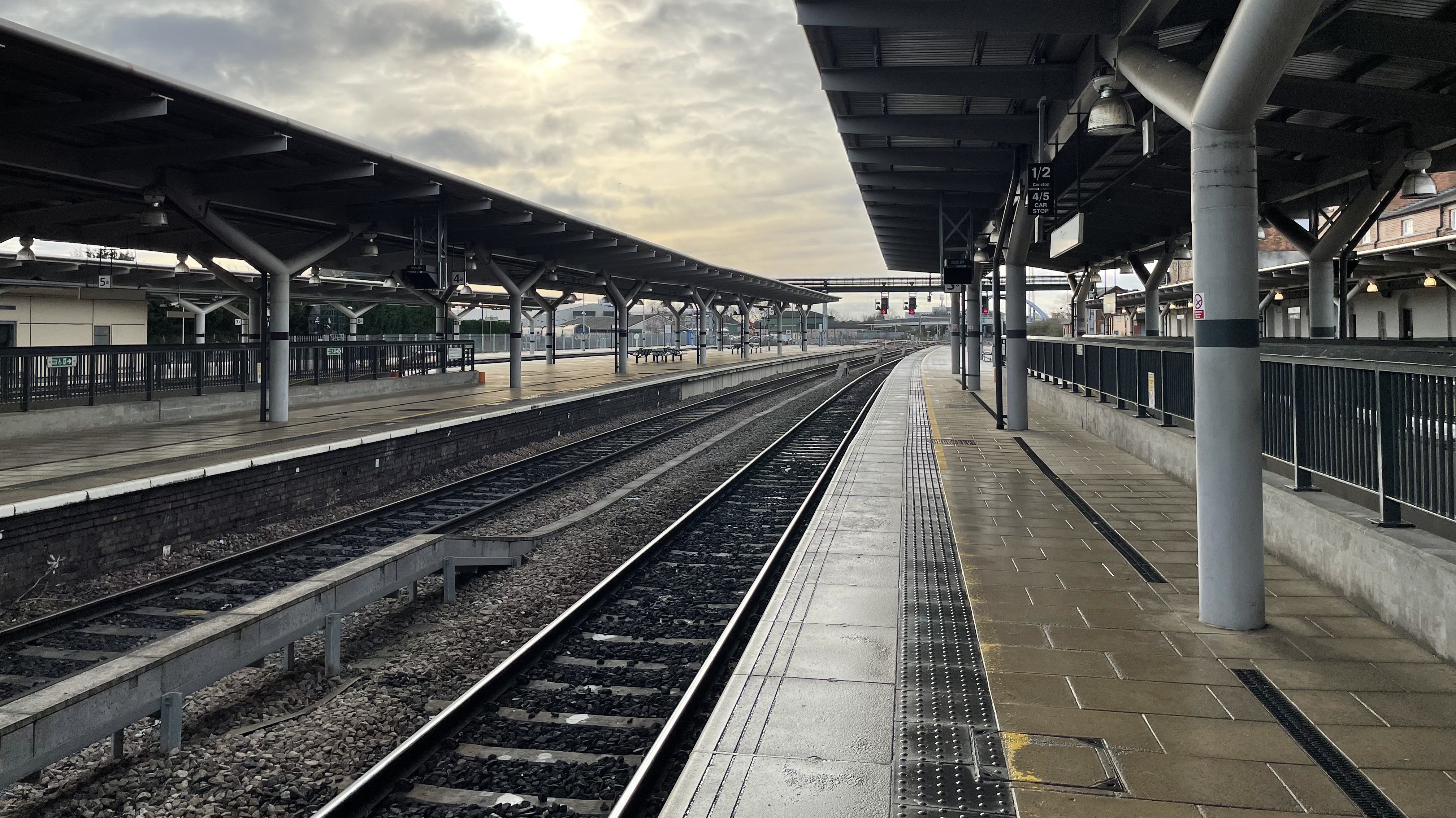 ITV Central East Midlands Trains news for Birmingham Nottingham