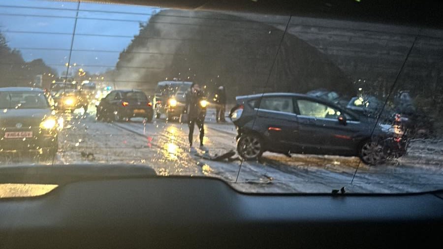 M23 Crash Six in hospital and more than 30 injured in multi