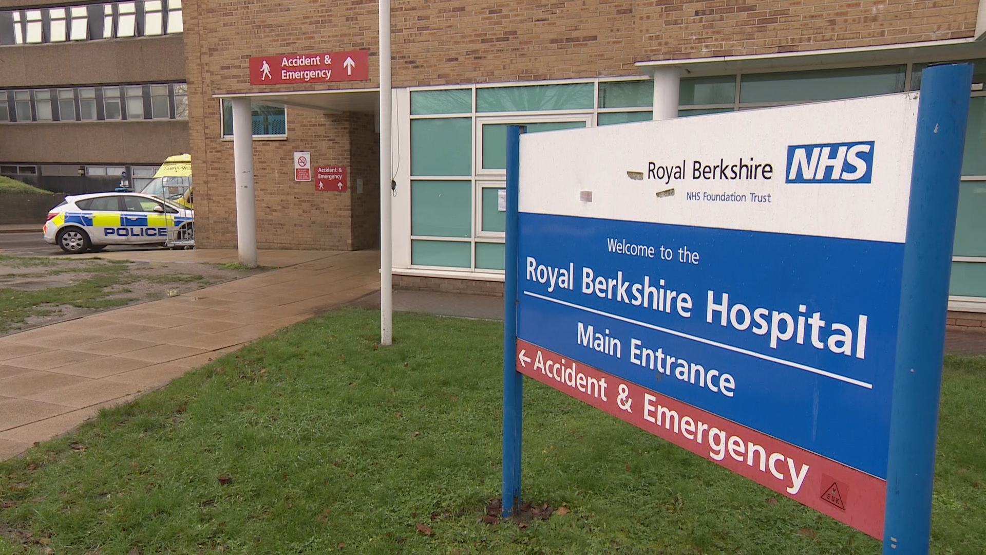 Royal Berkshire Hospital seeing record breaking numbers of people attend A&E ITV News Meridian