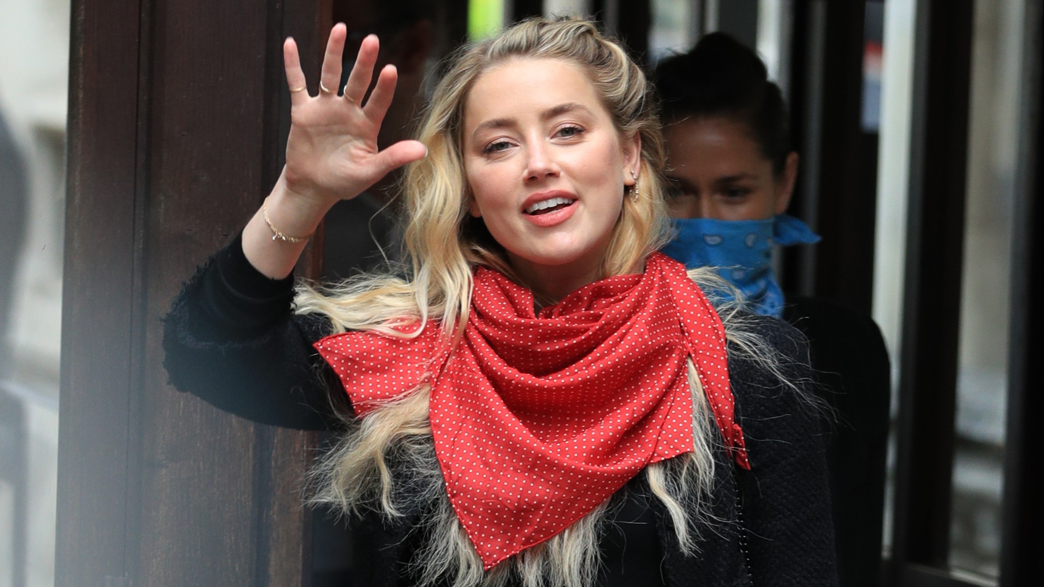 'I'm heartbroken this is who I love': Amber Heard to finish giving ...