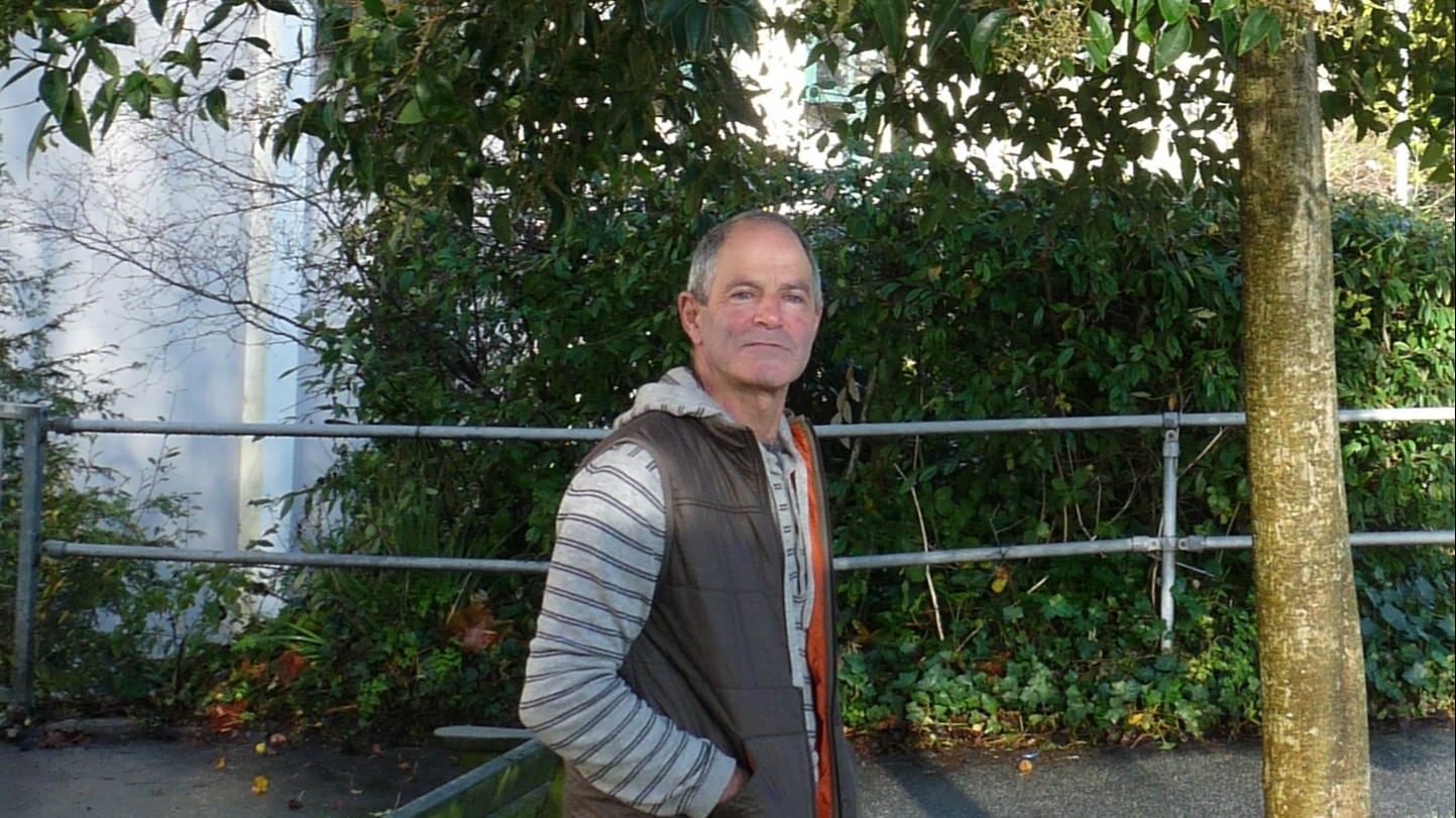 Truro window cleaner plants trees on every street he works on ITV