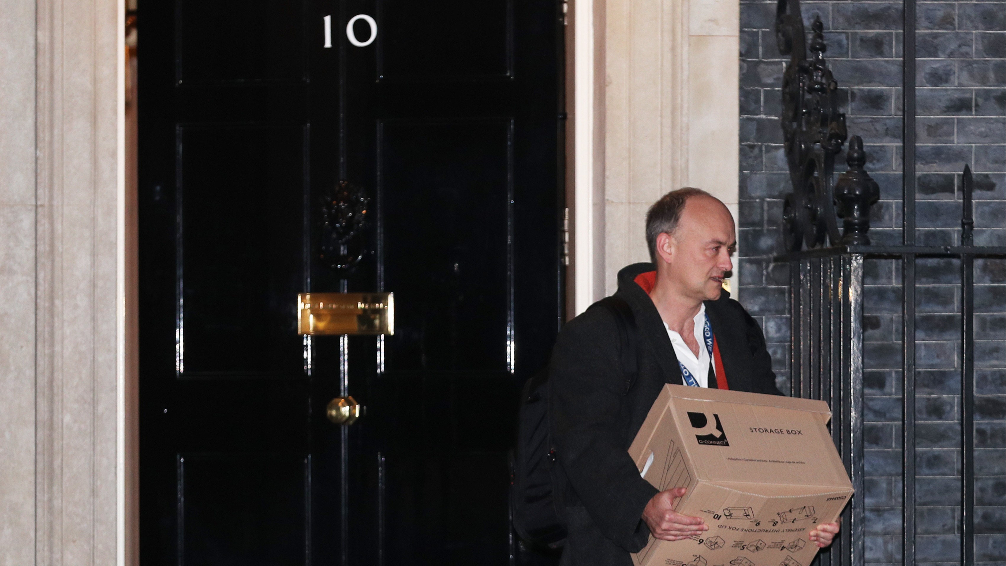 Dominic Cummings Resigns From No 10 Role With Immediate Effect Itv News