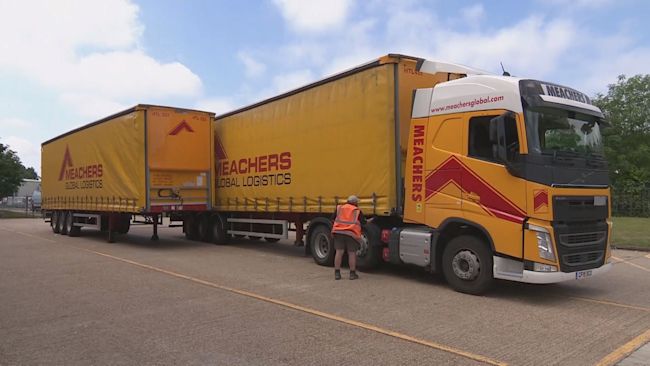 HGV SHORTAGE LORRY