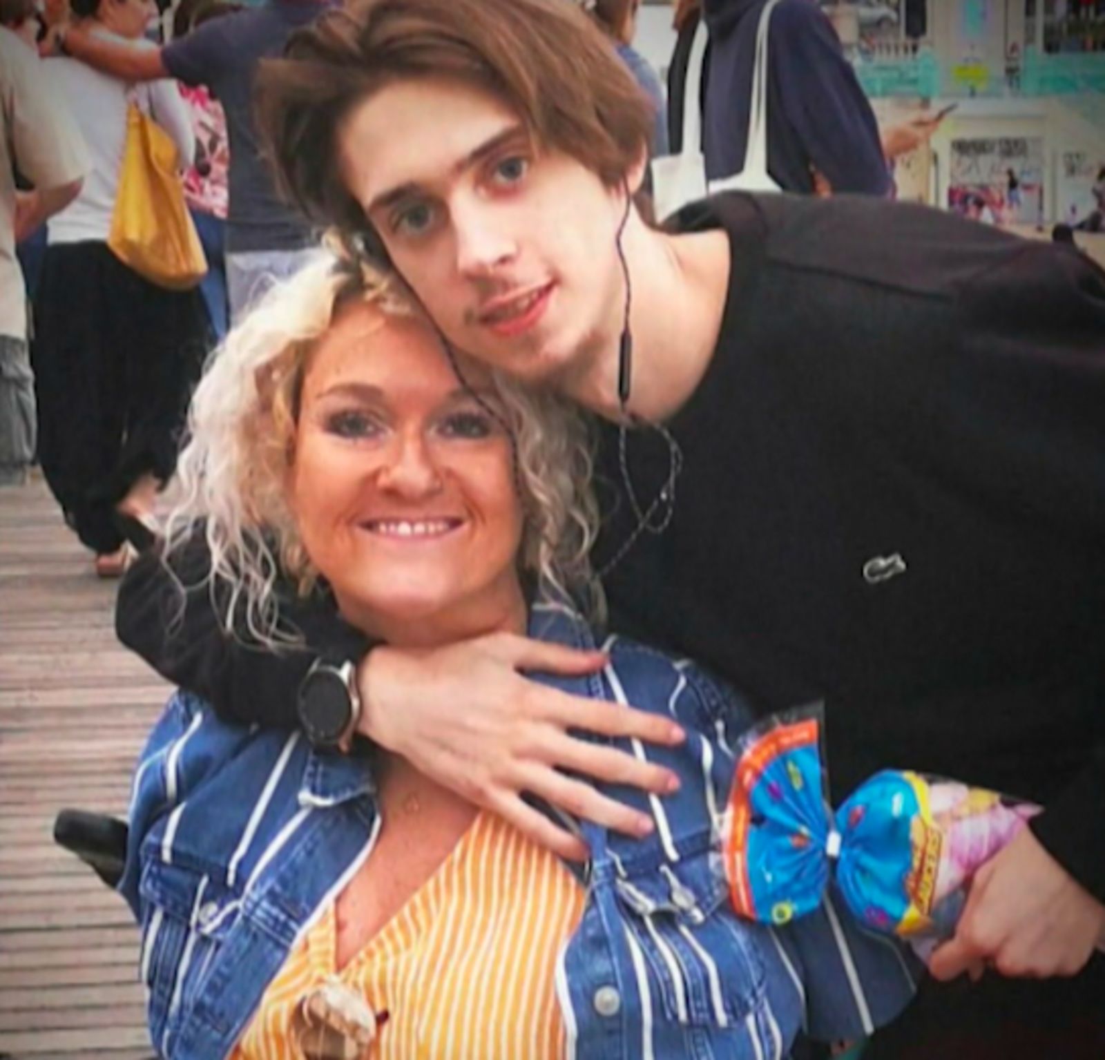 Lison Lapper Alison Lapper Wife – Alison Lapper Son – DJNO