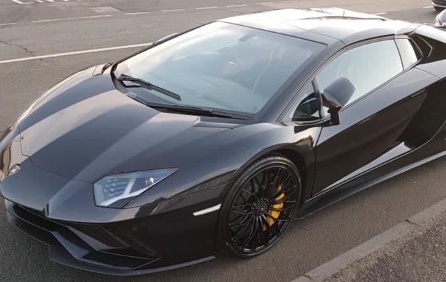300,000 Lamborghini seized in police insurance fraud crackdown | ITV News  Wales