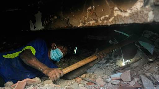 The defiant search for miracles in quake-hit Venezuela