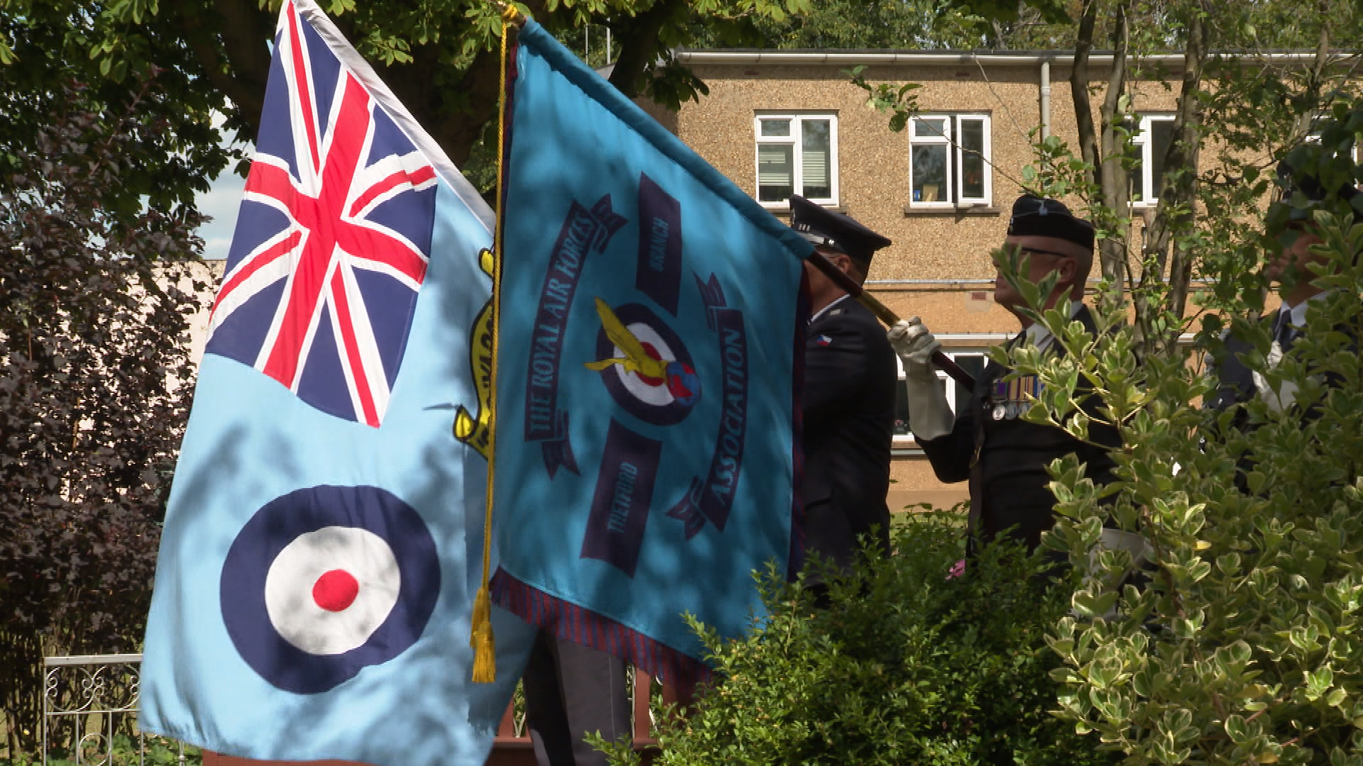 Memorial Service For Czech And Slovak Airmen Who Flew Wartime Raids ...