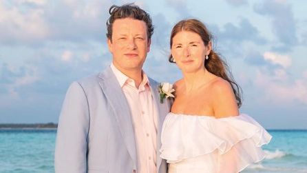 Jamie Oliver says renewing vows with wife Jools in Maldives was