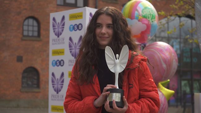 Kiera Arnold with her award.
