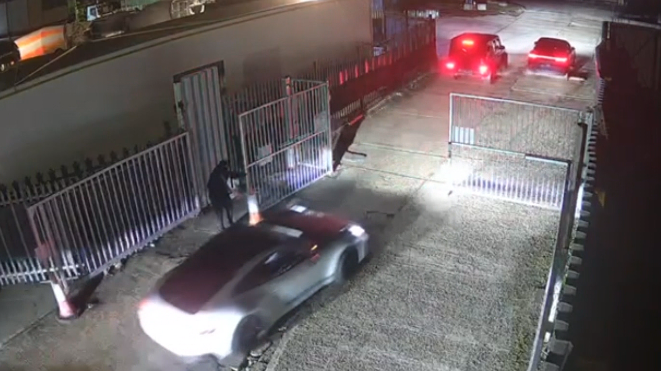 CCTV Shows Thieves Stealing Five Luxury Cars Worth £700k From Essex ...