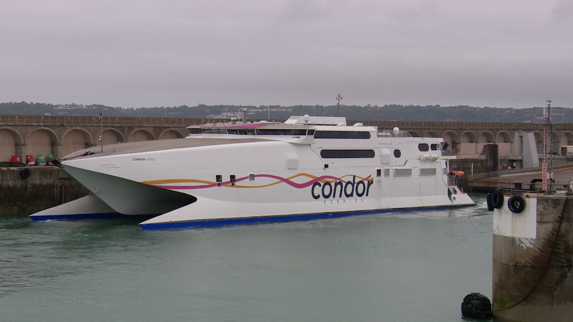 Omgeving ONWAAR Monumentaal Condor sailings to St Malo from Jersey will resume this weekend | ITV News  Channel
