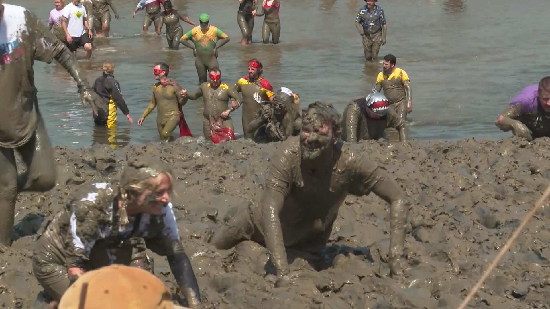 Maldon Mud Race runners get mucky all in the name of charity