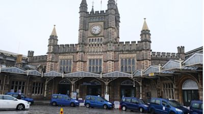 20-07-21 Taxi rank outside Bristol Temple Meads-Bristol Live