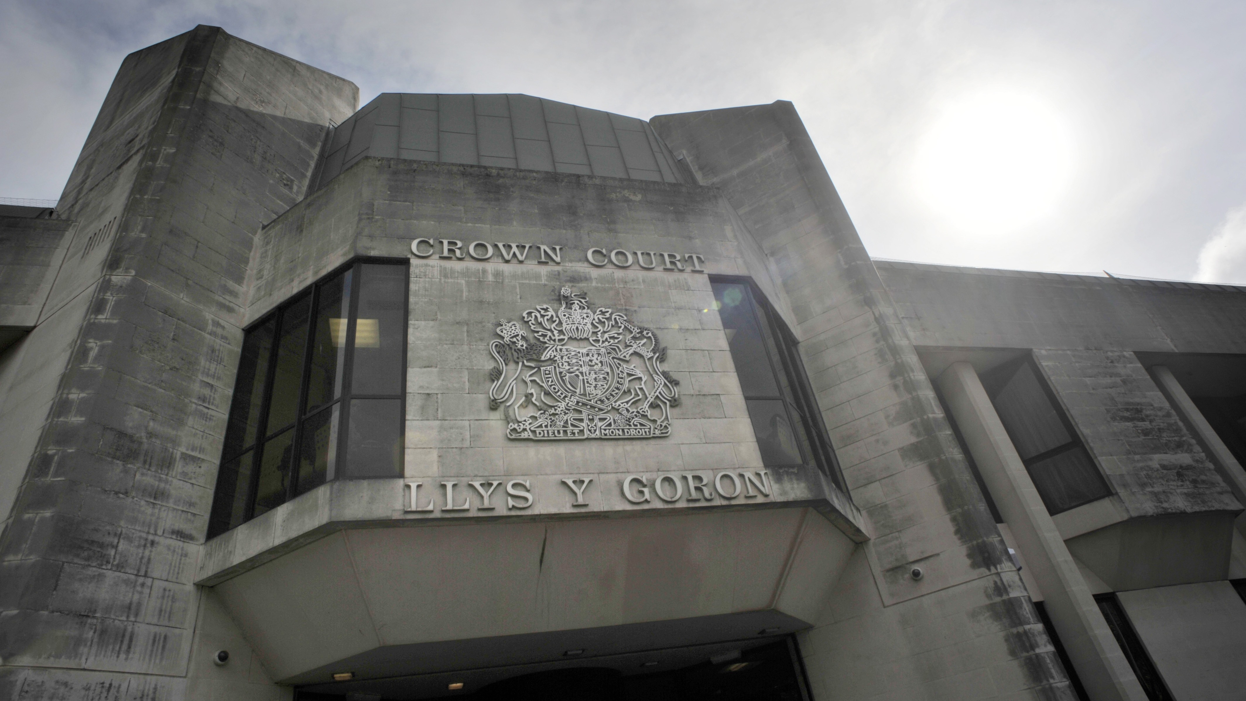 Birmingham Cocaine Dealers Caught In Hire Car In Swansea After Pcso Smelled A Rat Itv News Wales