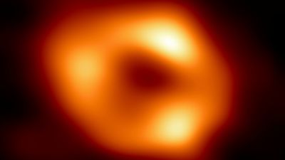 Colossal black hole at centre of Milky Way galaxy pictured for first ...