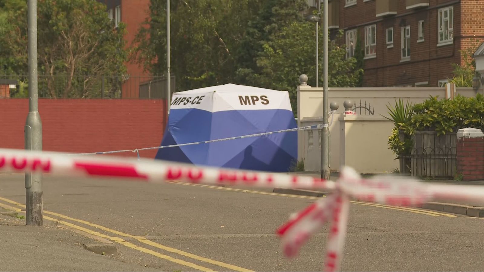 Hackney Jailed Boy, 15, arrested on suspicion of murdering teenager stabbed to death ...