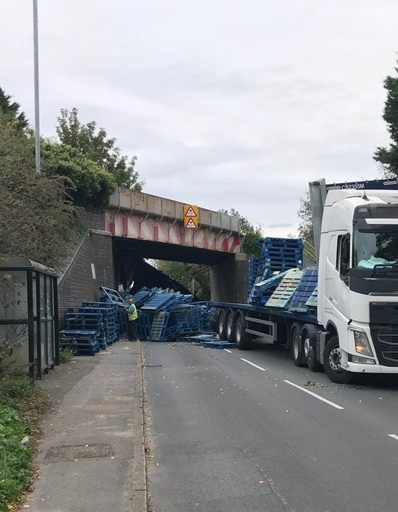 Train services disrupted after lorry hits bridge in Cambridge