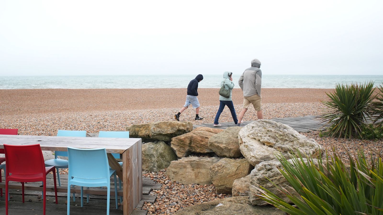 UK Braces for Dramatic Temperature Swing: From 25°C Highs to Widespread Frost and -5°C Lows — image 1