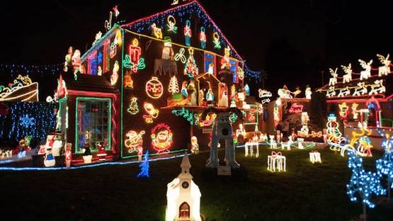 Gallery: Christmassy houses in the West Country | ITV News West Country