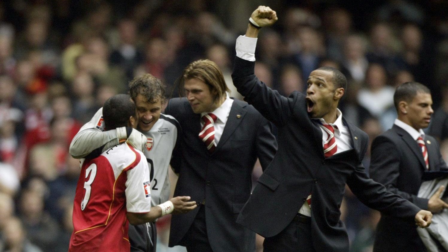 The Story Of Arsenal Legend Thierry Henry In 100 Photos Itv News