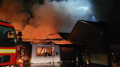 NOTTS INDUSTRIAL FIRE