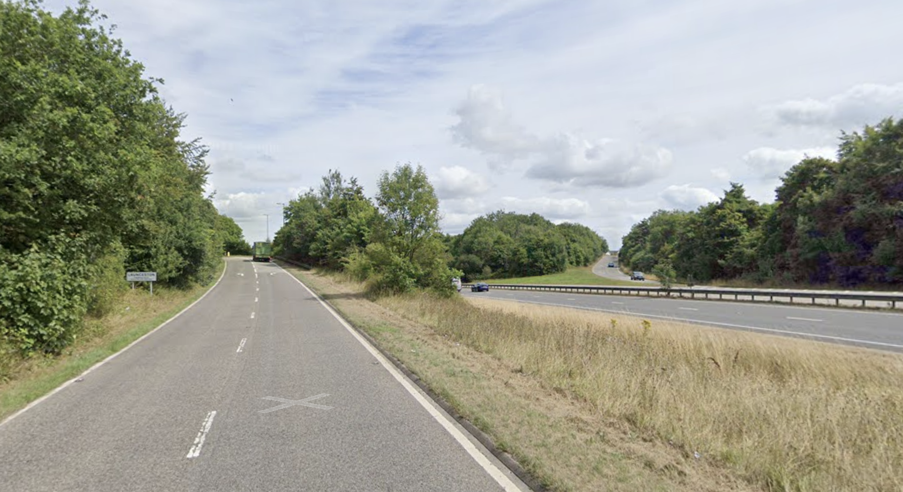 Man, 90, dies in crash between lorry and car in Cornwall | ITV News ...