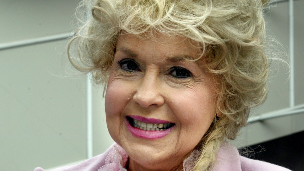 Beverly Hillbillies Star Donna Douglas Dies Aged 82 Itv News 4154