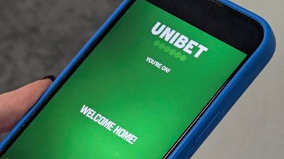 Skjermbilde av Unibets hjemmeside som viser spillmeny og kampanjer