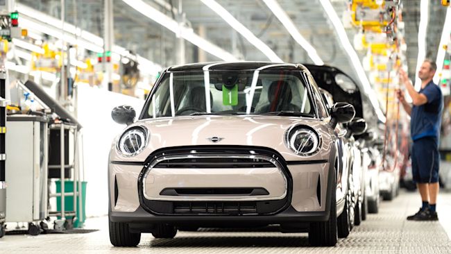 BMW Minis on the production line at the BMW Mini plant at Cowley in Oxford, as the company announced plans to build its next-generation electric Mini in Oxford after securing a Government funding package. Picture date: Monday September 11, 2023.
Picture by: Joe Giddens/PA Archive/PA Images