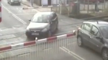 Near-miss footage released in level crossing campaign | ITV News Meridian