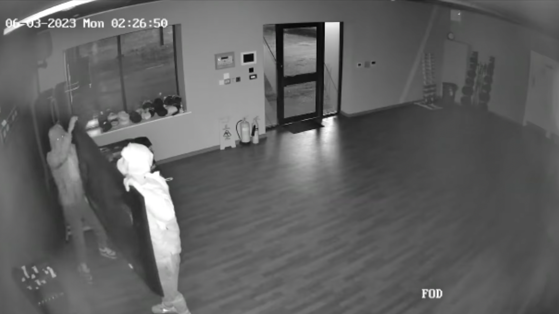 CCTV shows theft of TV from Devizes gym ITV News West Country