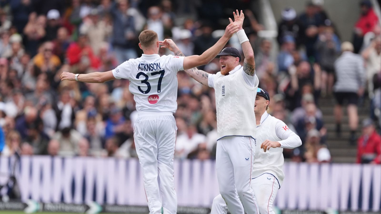 England beats New Zealand by 115 runs to win the first Rothesay Test at ...