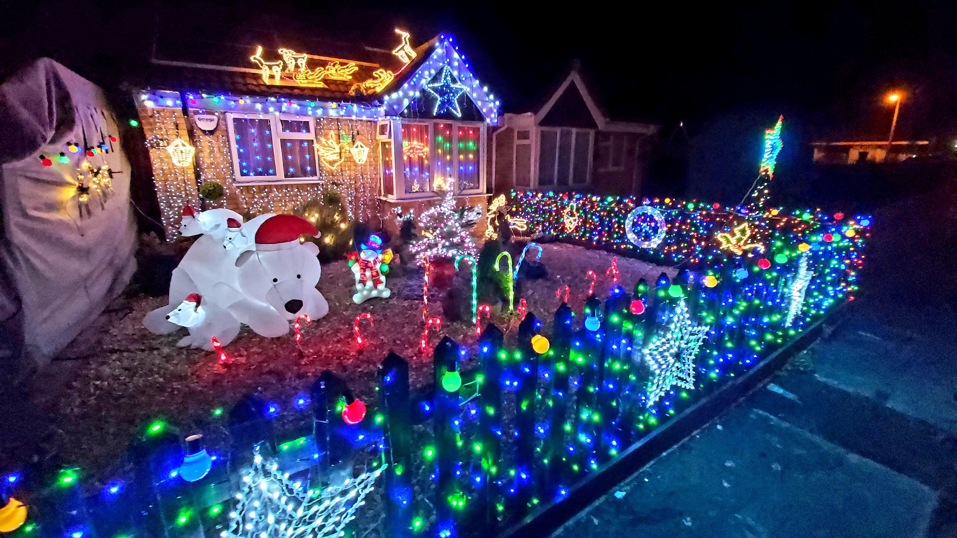 Christmas Take Hom 2022 Sw Portland Lights Fantastic! The West Country Gets Into The Christmas Spirit Early  During Lockdown | Itv News West Country