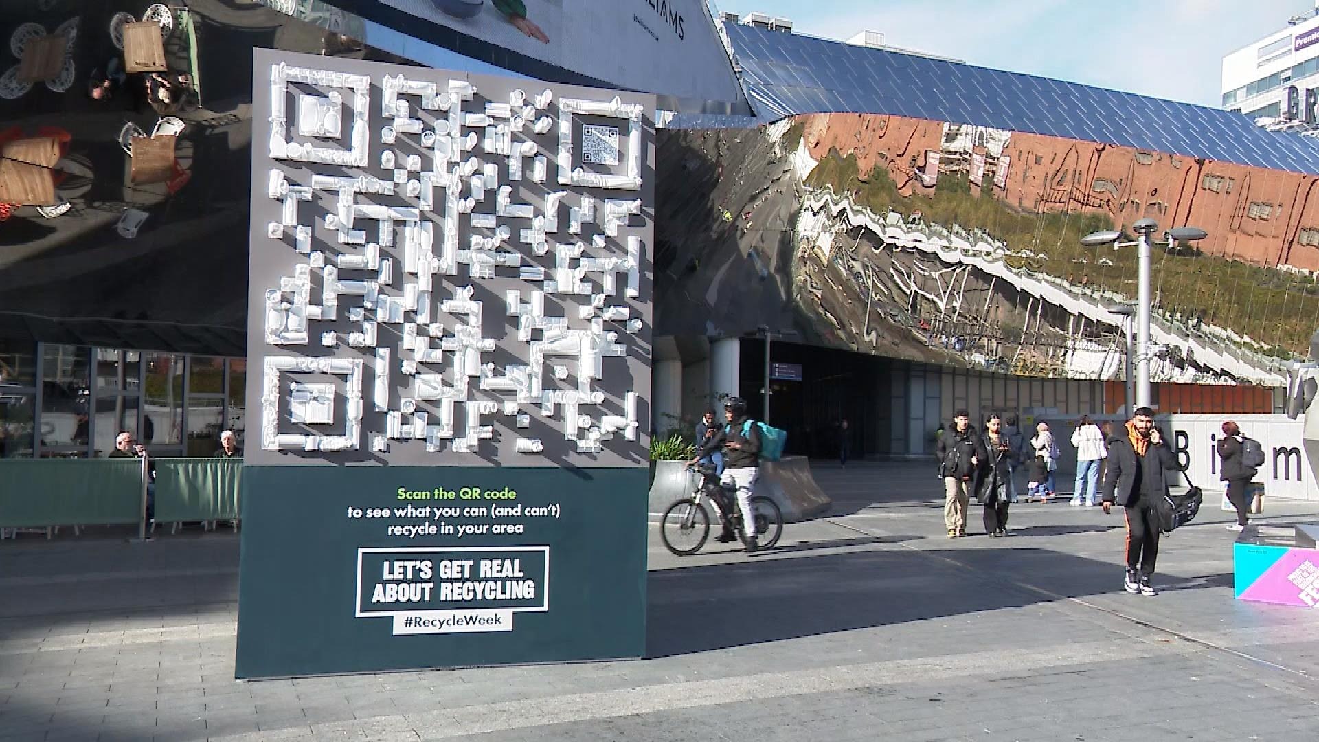 huge-11-8ft-qr-code-installed-outside-birmingham-new-street-station