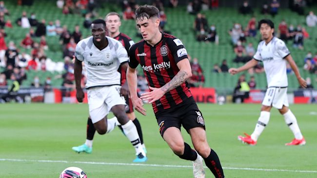 Dawson Devoy in action for Bohemians.