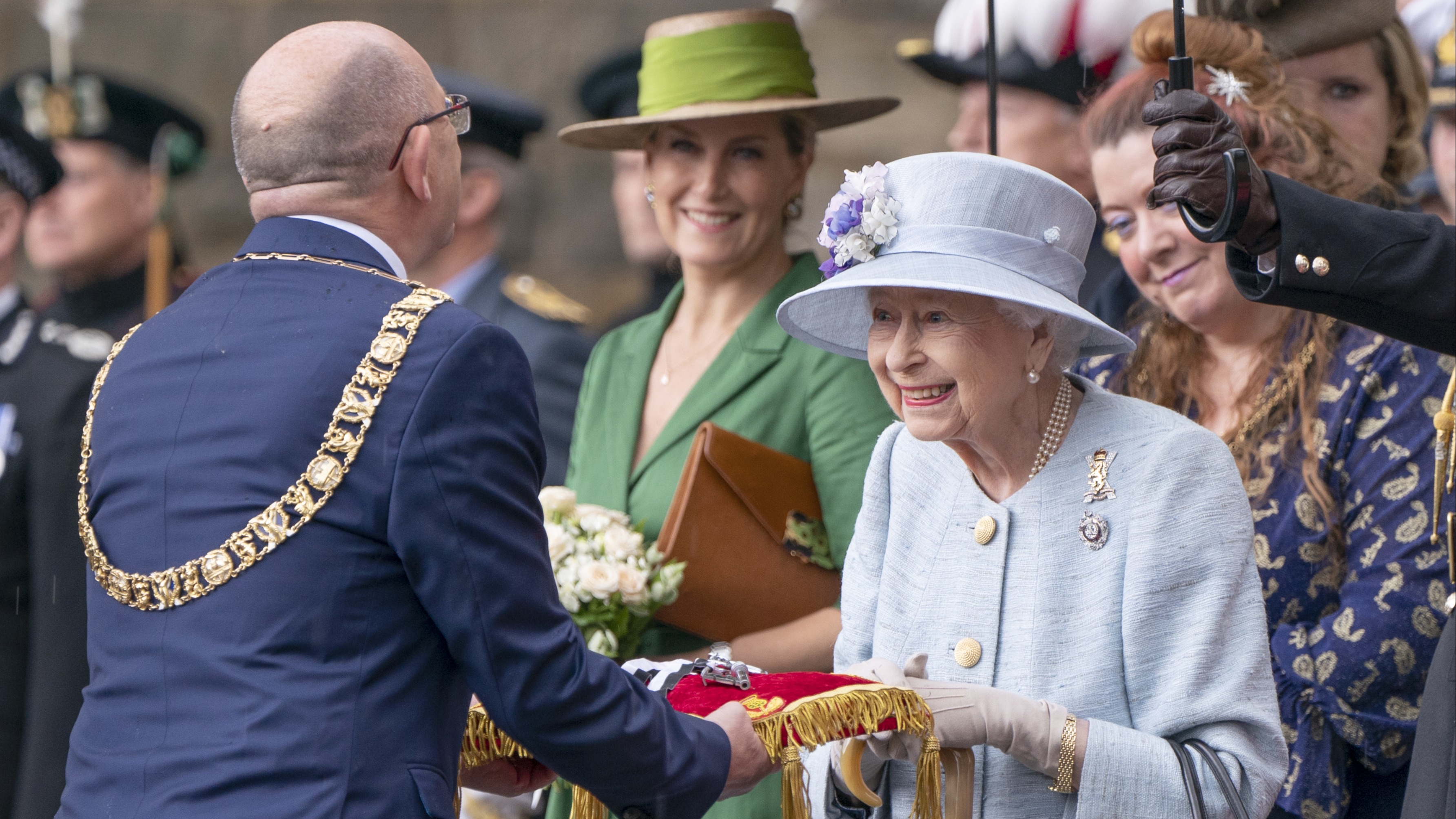 Queen travels to Scotland for traditional week of events ITV News